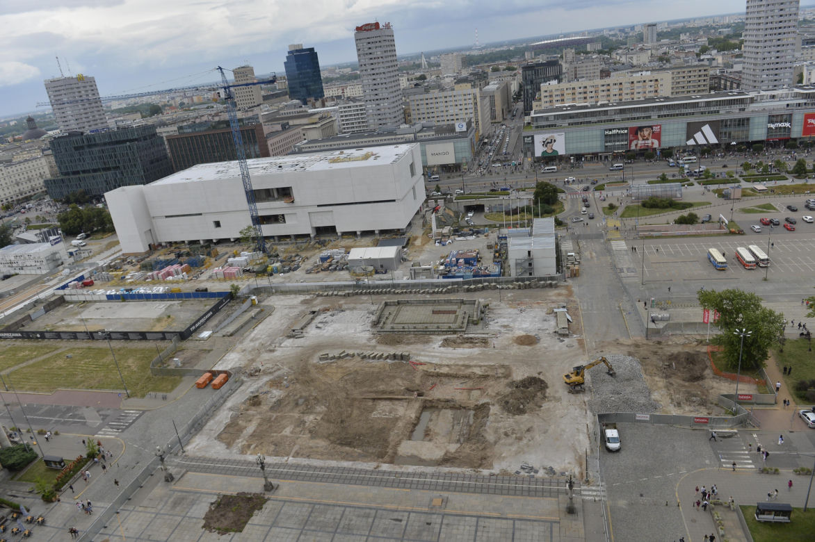 Tajne tunele zalane wodą. Przełomowe odkrycie w centrum Warszawy. Zdjęcia ujawniają prawdę
