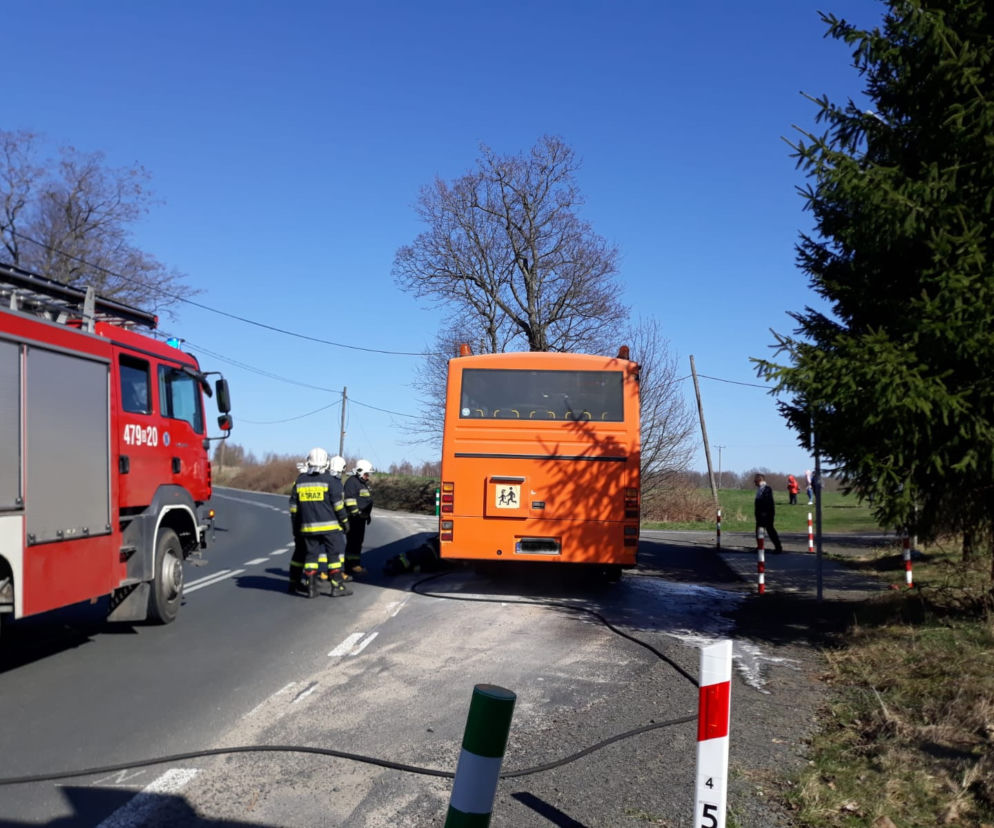 Zapalił się szkolny autobus