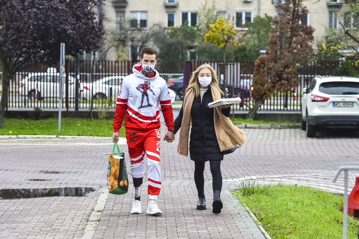 Sylwester Wilk pomimo niepełnosprawności ma udane życie erotyczne