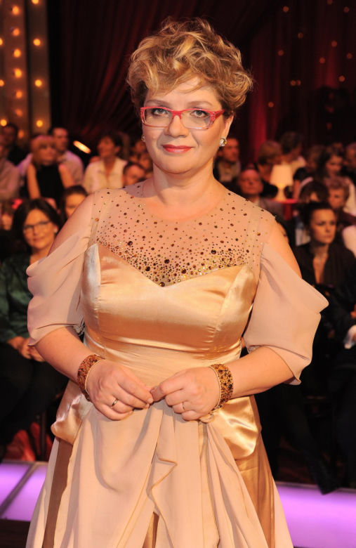 Dorota Zawadzka wychowywała całe pokolenia Polaków. SuperNiania ma 60 lat i zdumiewa wyglądem