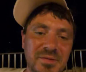 odpalił