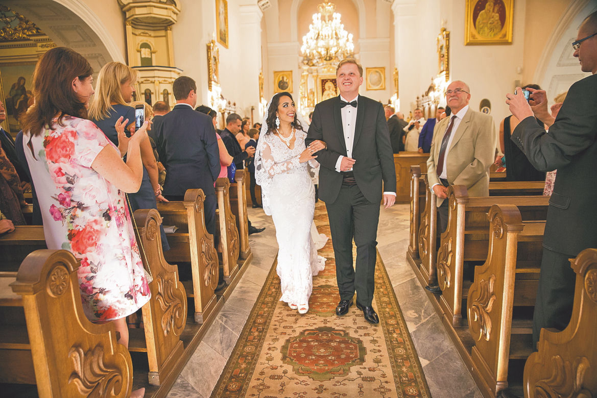 Anna Popek na cygańskim weselu