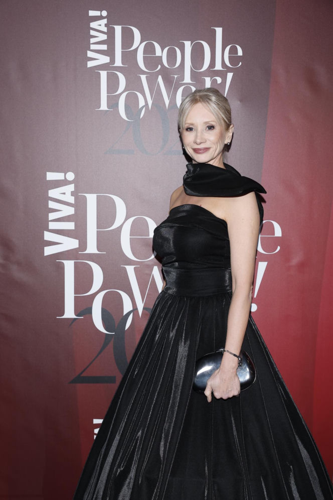 Gawryluk jak księżniczka, Ostrowska niczym femme fatale i szczuplutka Pazura. Tłum gwiazd na wielkiej gali