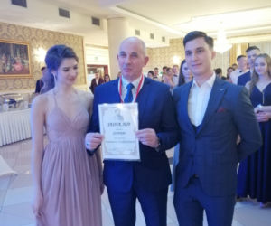 Studniówka 2020. V LO w Białymstoku w Dworku Tryumf 