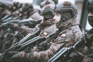 Czy zasadnicza służba wojskowa wróci? Rzecznik rządu zabiera głos