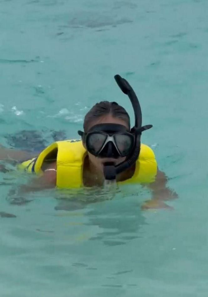 Małgorzata Rozenek i Radosław Majdan nurkują  Malediwach