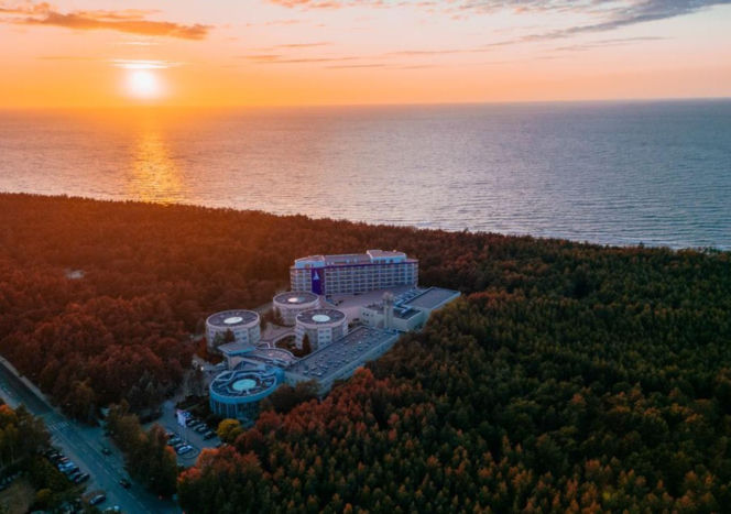 Hotel Senator Dźwirzyno