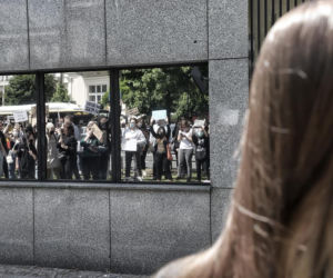 Protest przed ambasadą USA w Warszawie