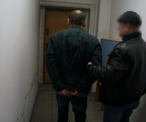 Podczas libacji alkoholowej PODPALIŁ swoja konkubinę! Grozi mu dożywocie!