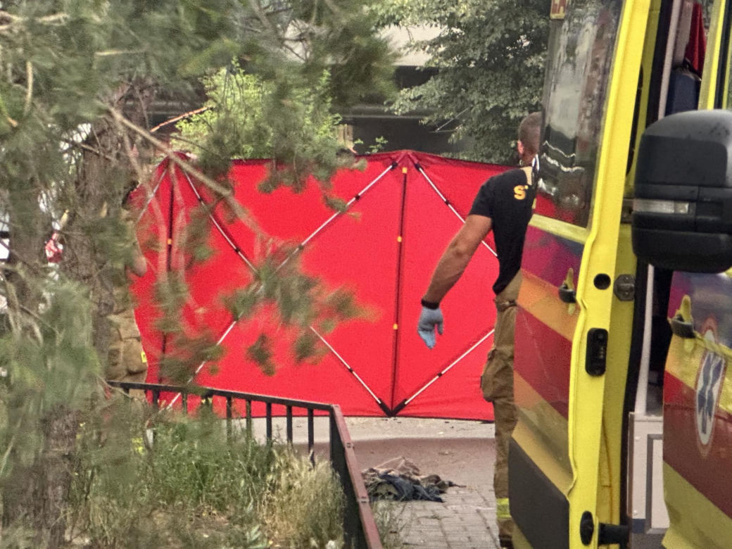 Tragedia na Pradze-Północ. Mężczyzna zginął po upadku z 6. piętra