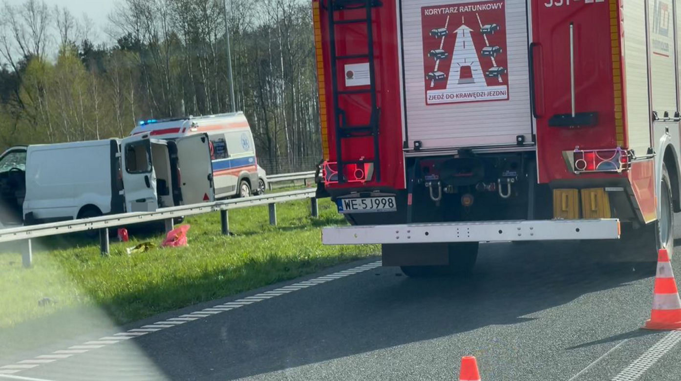 Tragiczny wypadek na A2 pod Otwockiem. Jedna osoba nie żyje, są ranni