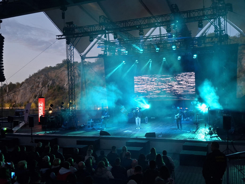 PGS Rock Festival na Kadzielni. Tłumy fanów śpiewały z LemON-em i Ewą Farną