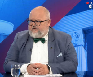 Tusk i Żurek mogą stanąć przed sądem? „Wcale nie aż takie nieprawdopodobne”