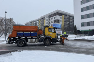 Gołoledź paraliżuje Polskę! Ekstremalna pogoda w całym kraju. Zostań w domu [RELACJA NA ŻYWO]