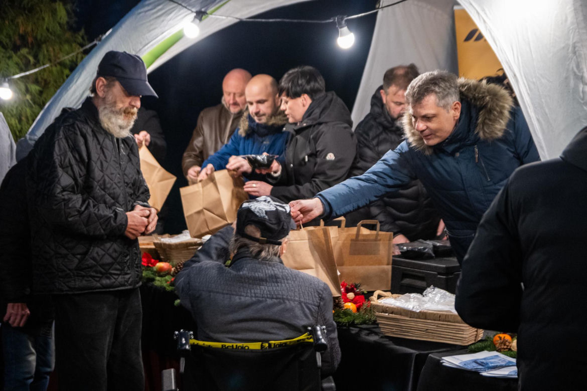 Fundacja Petralana po raz szósty zorganizowała wigilię w bytomskiej noclegowni