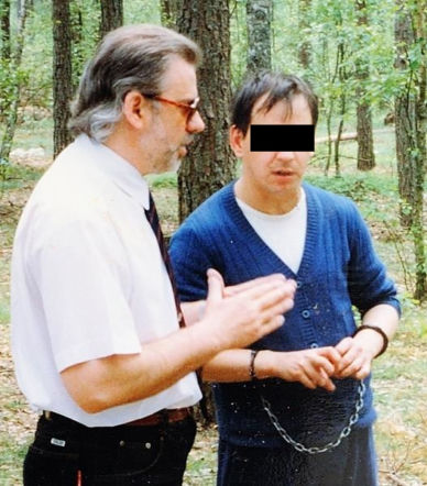 Boję się, że wampir po mnie wróci