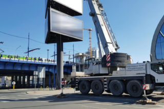 Poznań walczy z nielegalnymi reklamami. W zeszłym roku wlepiono kary na rekordową sumę