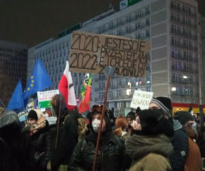 Strajk Kobiet w Warszawie. Takie transparenty mieli ze sobą protestujący (29.01.2021)