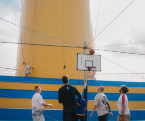 Zagraliśmy w kosza na dachu statku!