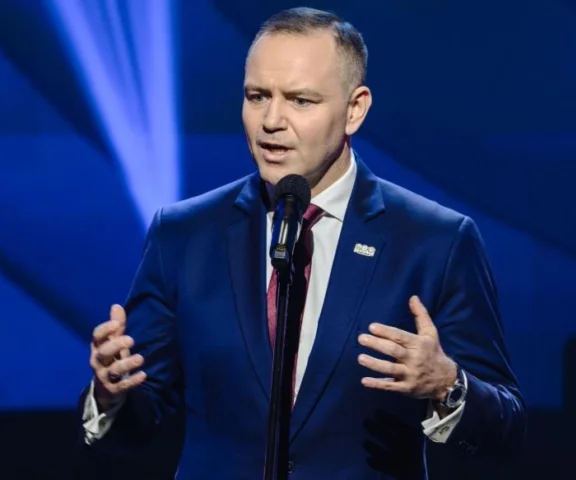 Niespodziewane sceny na konferencji Nawrockiego! 