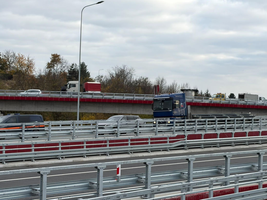 Ważna zmiana na trasie S7! Kierowcy mogą już korzystać z estakad węzła Mistrzejowice. To nie koniec