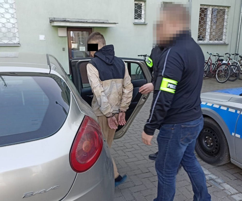 Pobicie 18-latka. Zatrzymano dwie osoby