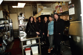 Być autentycznym? Foo Fighters - recenzja albumu Your Favorite Toy