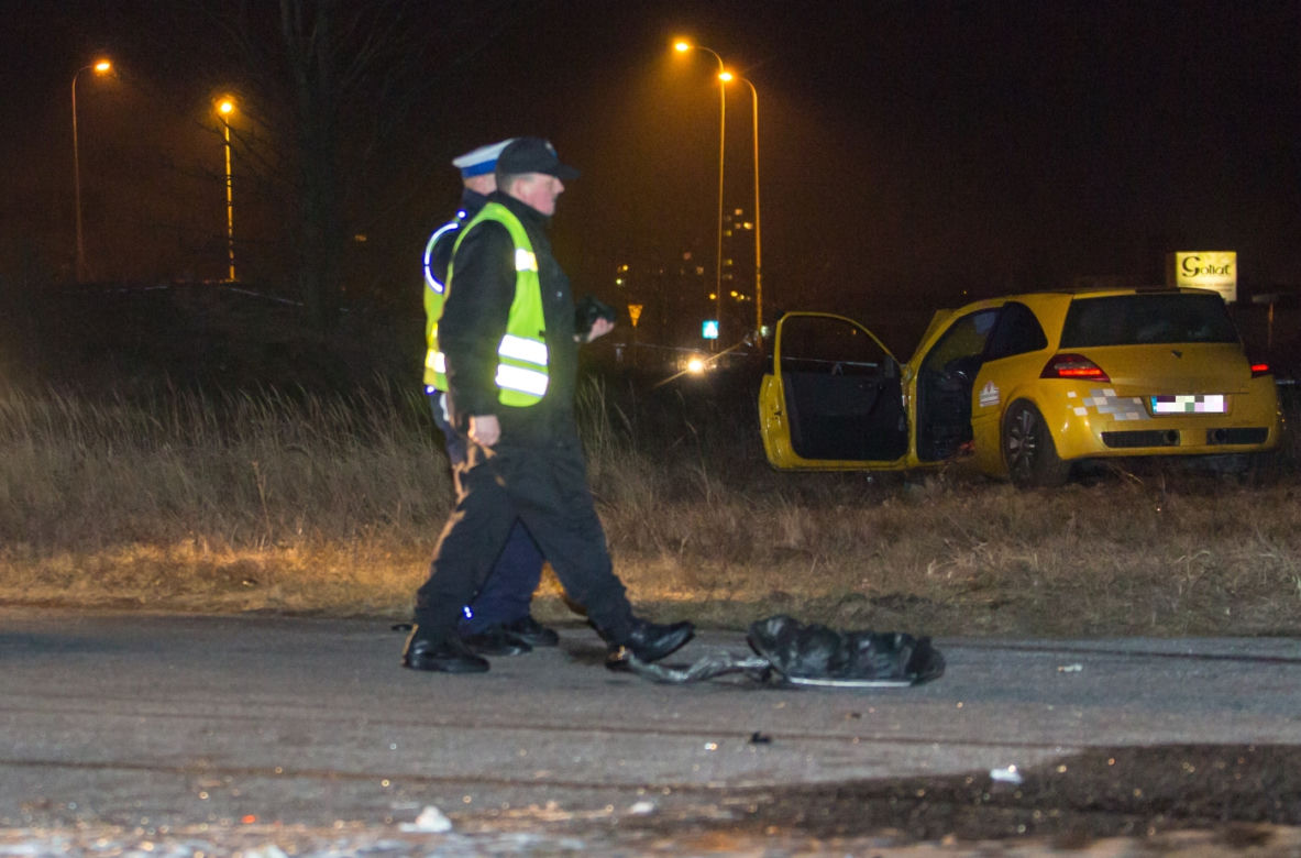 Renault Megane RS, wypadek na lotnisku w Pile