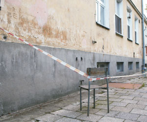 Dzieci będą uczyć się w ruinie
