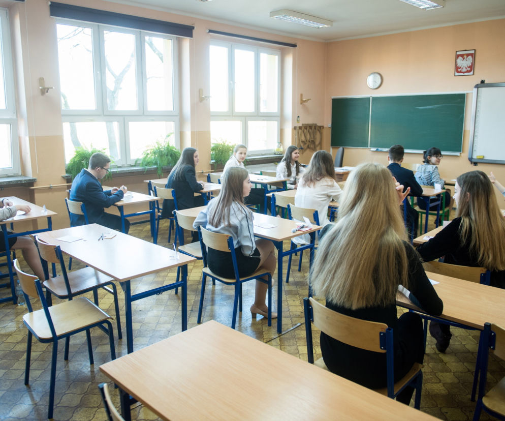 Egzamin ósmoklasisty 2022, język polski. Arkusze CKE, pytania, odpowiedzi [24.05.2022]