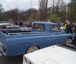 Bydgoskie klasyki zaparkowały przed Torbydem [ZDJĘCIA]