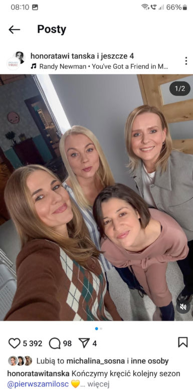 Pierwsza miłość na planie. Marta (Honorata Witańska), Marysia (Aneta Zając), Emilka (Anna Ilczuk), Kinga (Aleksandra Zienkiewicz)
