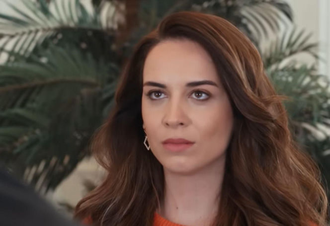 "Panna młoda", odcinek 27: Beyza posuwa się do podstępu, symulując upadek i kontuzję nogi