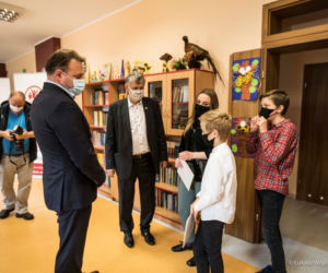 Radom: Synowie zmarłego fizjoterapeuty z Mazowieckiego Szpitala Specjalistycznego otrzymali stypendia