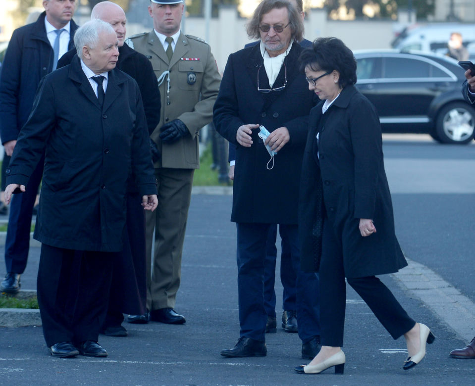 Elżbieta Witek i Beata Szydło. Polacy wskazali, która nadaje się na prezydenta 