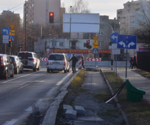Nieczytelne skrzyżowanie przy Wola Park