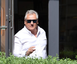 Aleksander Kwaśniewski zakupy w księgarni