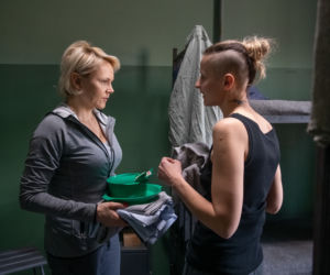 Na Wspólnej odcinek 2891, Ilona (Anna Samusionek), Kazia (Ewa Kustusz)