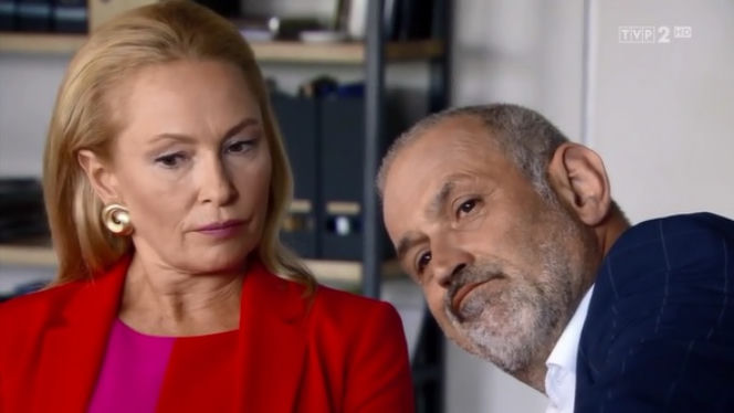 O mnie się nie martw 3 sezon odc. 6. Marek Kaszuba (Krzysztof Stelmaszyk), Renata (Katarzyna Gniewkowska)