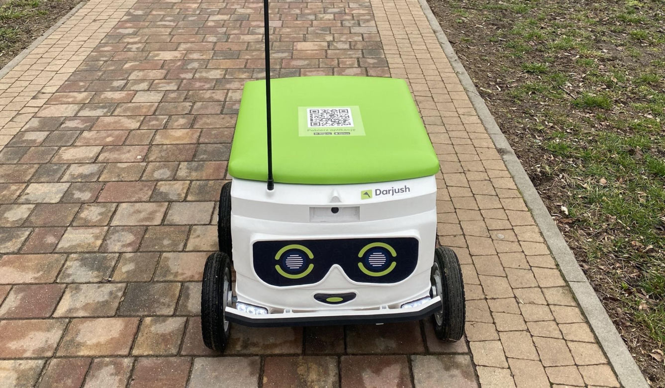 Robot DarJush od Żabka Jush