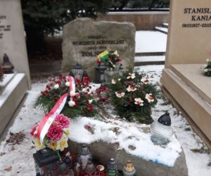 Grób gen. Jaruzelskiego w 40. rocznicę wprowadzenia stanu wojennego