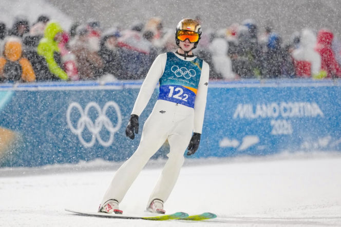 Kacper Tomasiak zaliczył dramatycznie wyglądający upadek w Vikersund