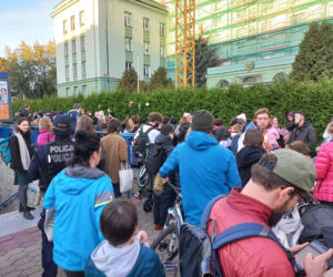 Trwa protest przed siedzibą Straży Granicznej