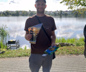 Obłowili się w ryby z Jezioraka, a nawet nagrody