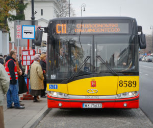 Na cmentarz najszybciej autobusem