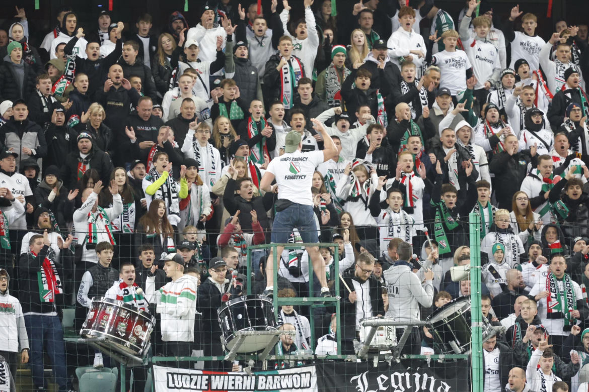 Legia Warszawa - Lech Poznań: Zdjęcia kibiców z klasyku i 13. kolejki PKO BP Ekstraklasy