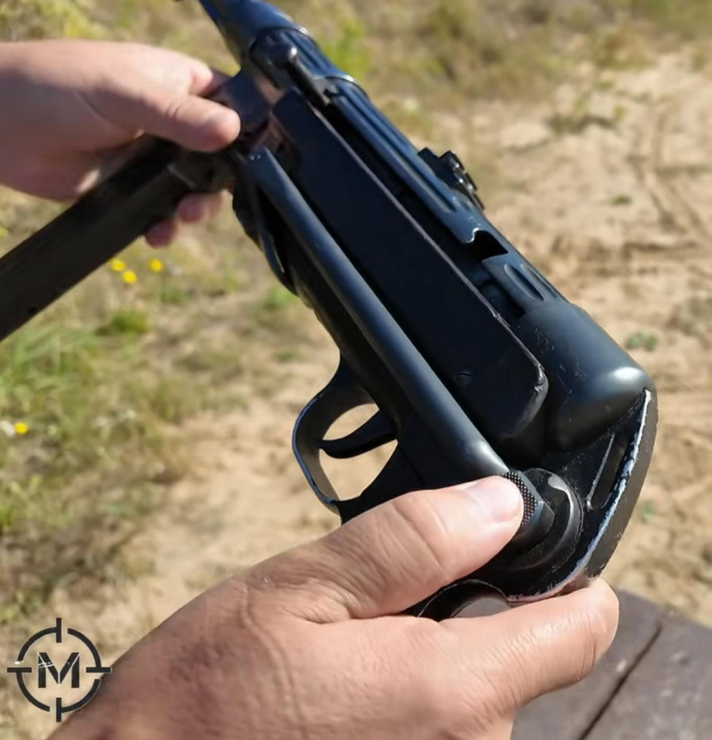 Niemiecki pistolet maszynowy MP 38