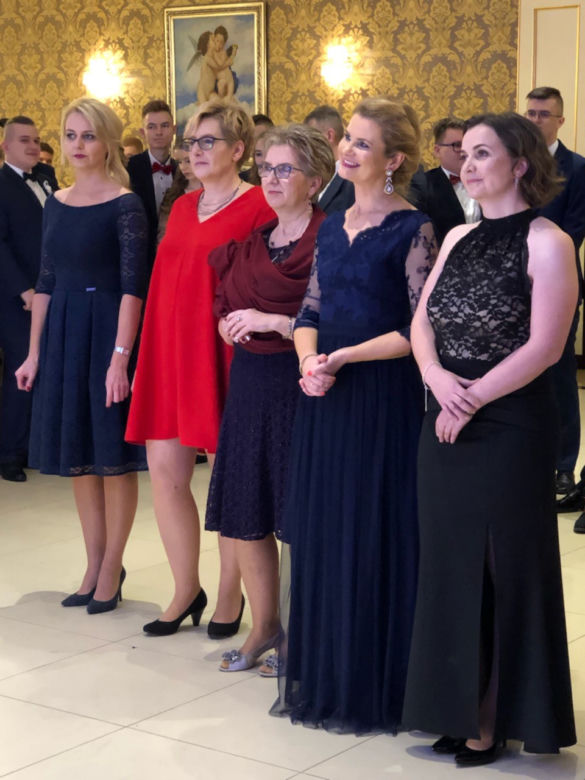 Studniówka 2020. V LO w Białymstoku w Dworku Tryumf 
