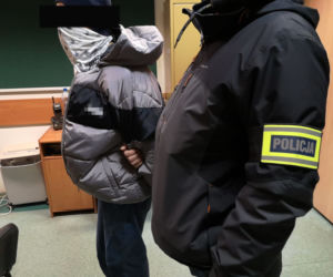 14-latkowie okradali seniorów metodą na policjanta
