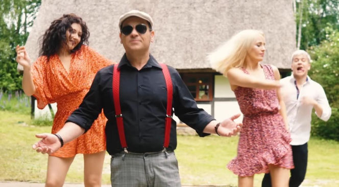 Teledysk z Magdą Tarnowską